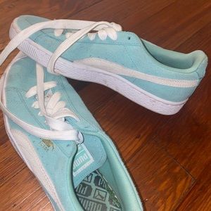 Puma sneakers